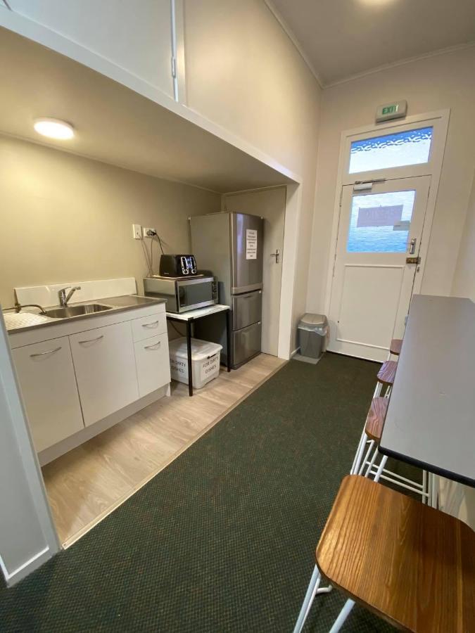 Hokitika Pioneer Hotel Exterior photo